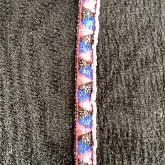 3 for $10🎁 Women’s crop top size M - Picture 2 of 4